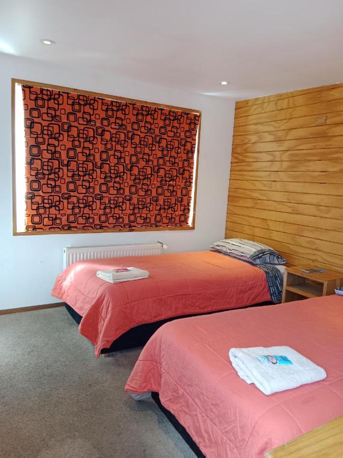 Almer Hostal Punta Arenas Exterior foto