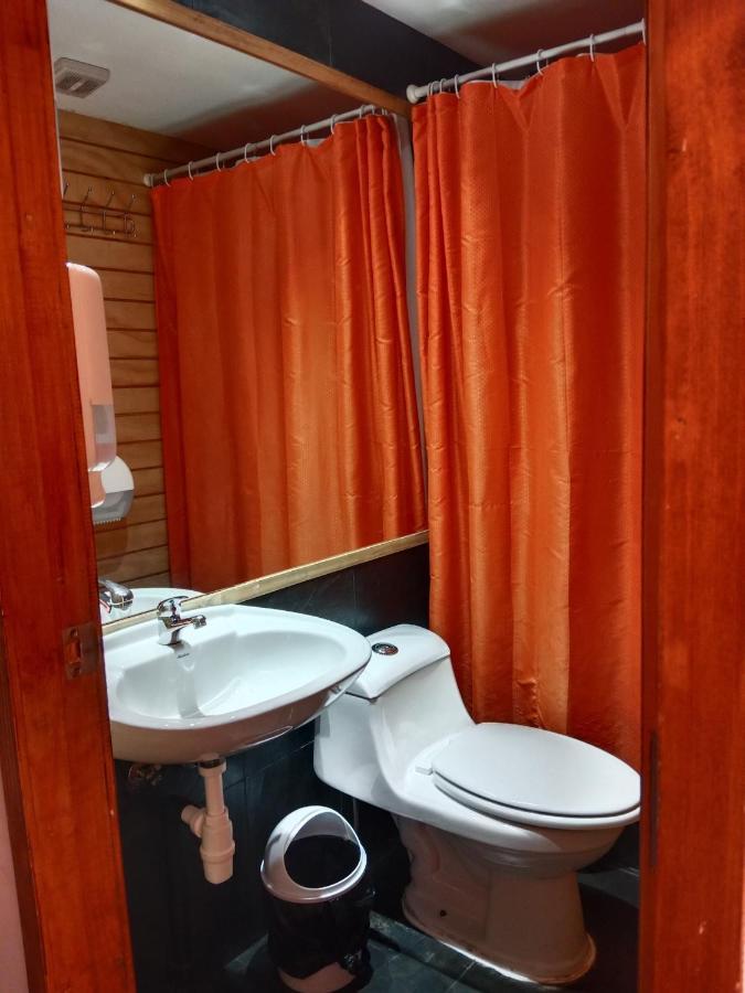 Almer Hostal Punta Arenas Exterior foto