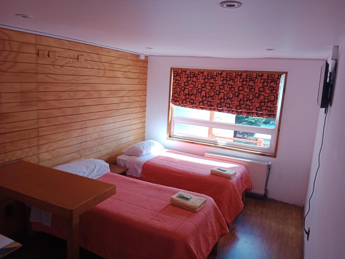 Almer Hostal Punta Arenas Exterior foto
