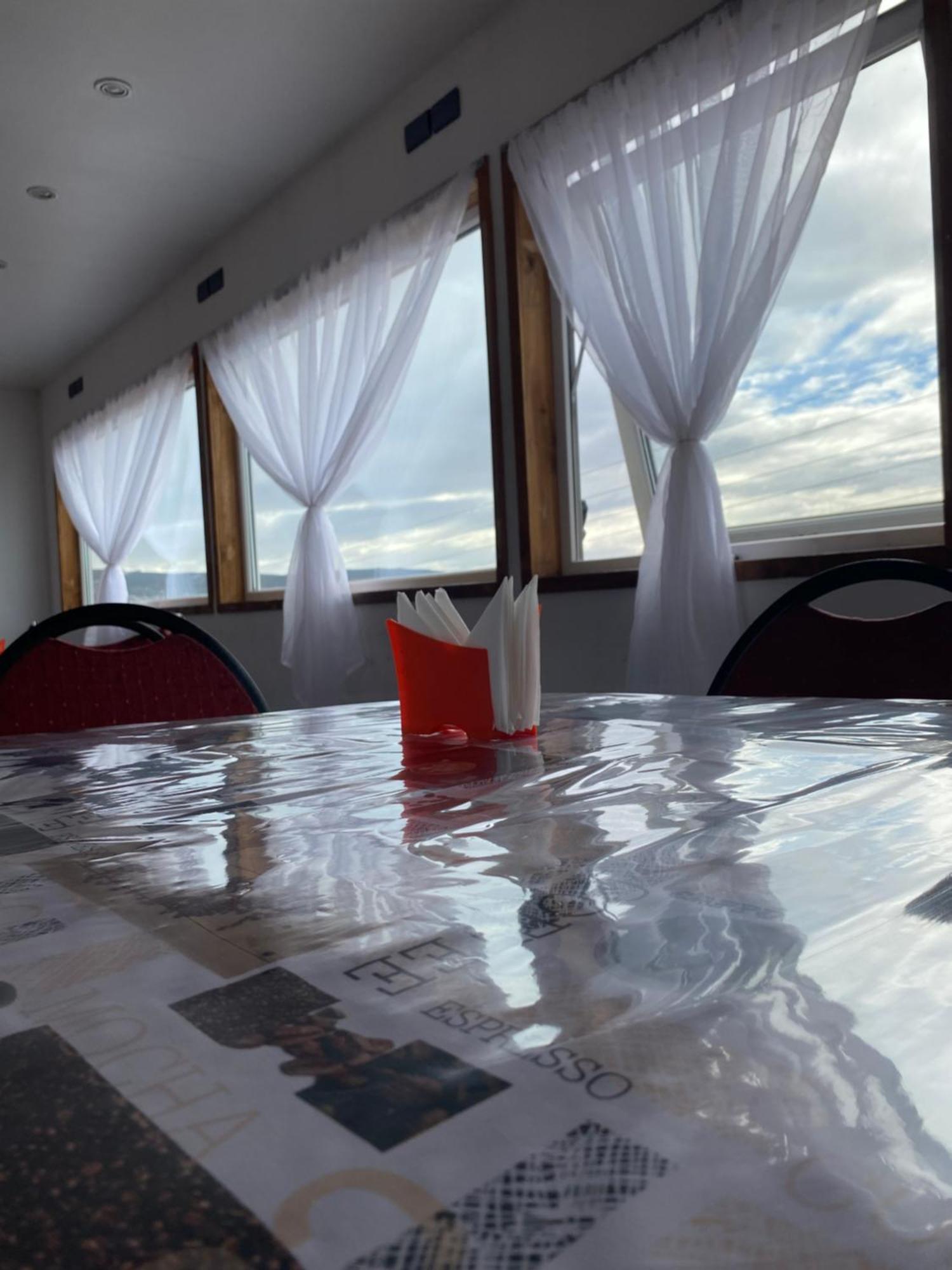 Almer Hostal Punta Arenas Exterior foto